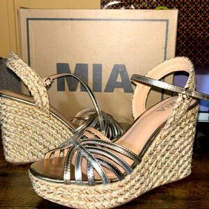 MIA wedge  sandals